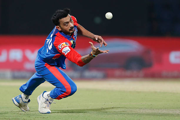 DELHI, INDIA - APRIL 29: Axar Patel of Delhi Capitals drop a catch of Angkrish Raghuvanshi of Kolkata Knight Riders during the 2025 IPL match between Delhi Capitals and Kolkata Knight Riders